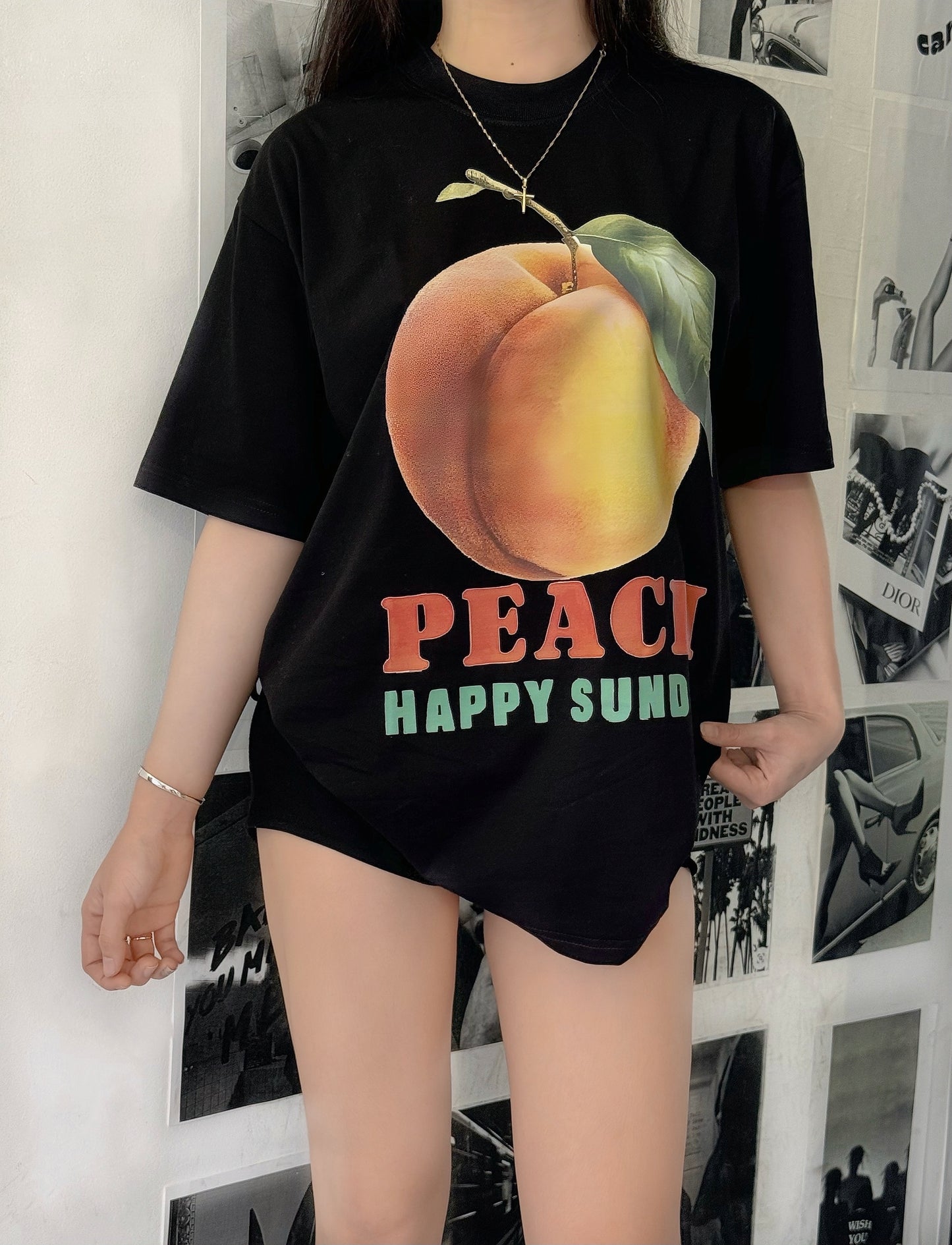 Peach fruit Happy Sunday Unisex Heavy Cotton Tee